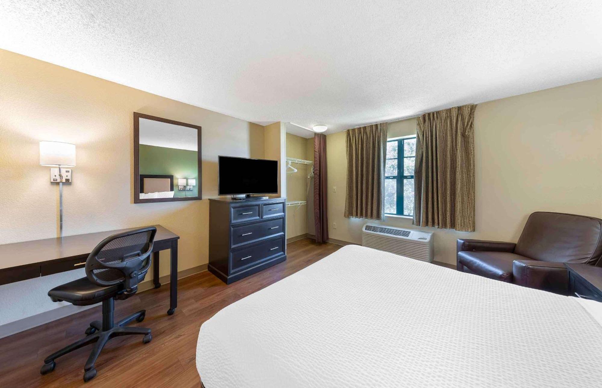 Extended Stay America Suites - Арлингтън Екстериор снимка